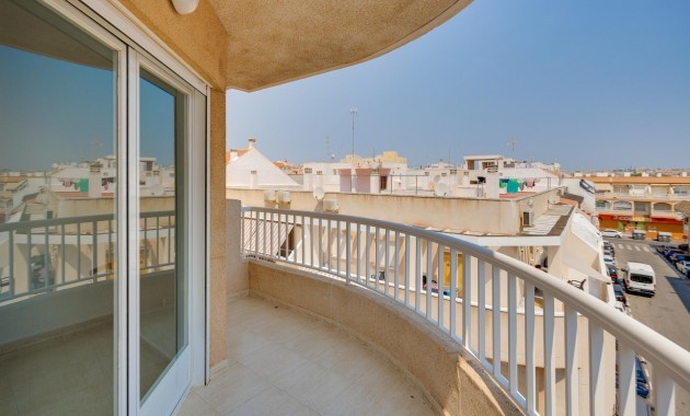 Herverkoop - Appartement / flat -
Torrevieja - Estacion de autobuses