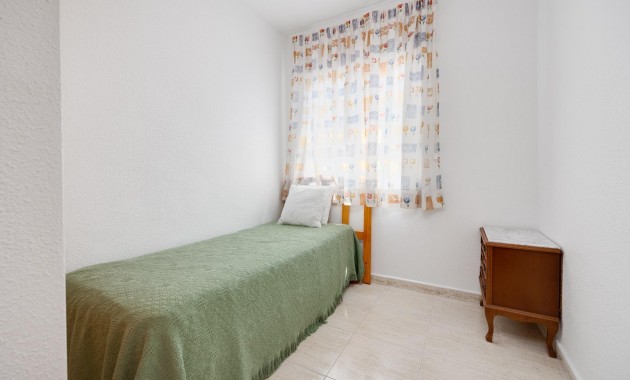 Herverkoop - Appartement / flat -
Torrevieja - Estacion de autobuses