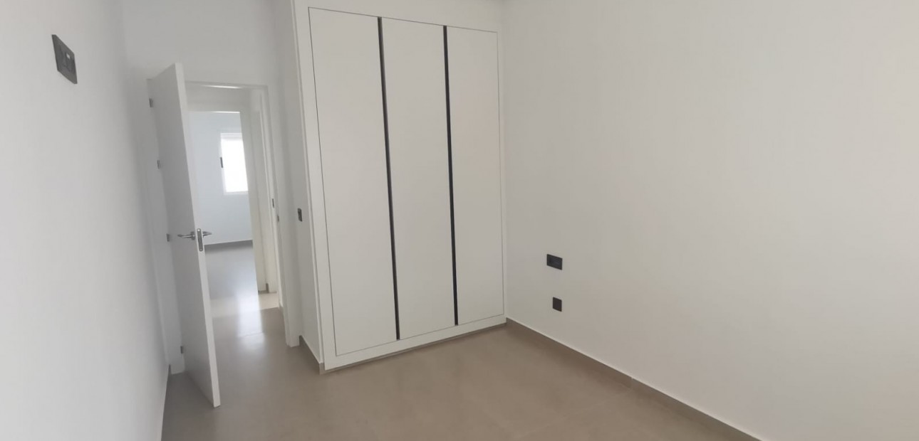 Venta - Villa -
Orihuela