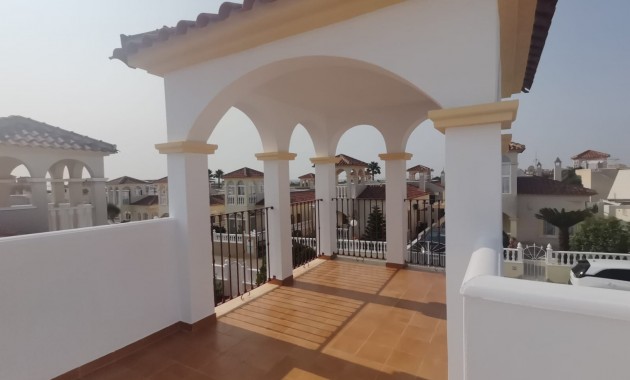 Venta - Villa -
Orihuela