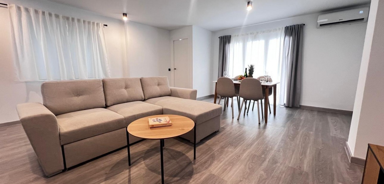 Herverkoop - Appartement / flat -
Torrevieja - torrevieja