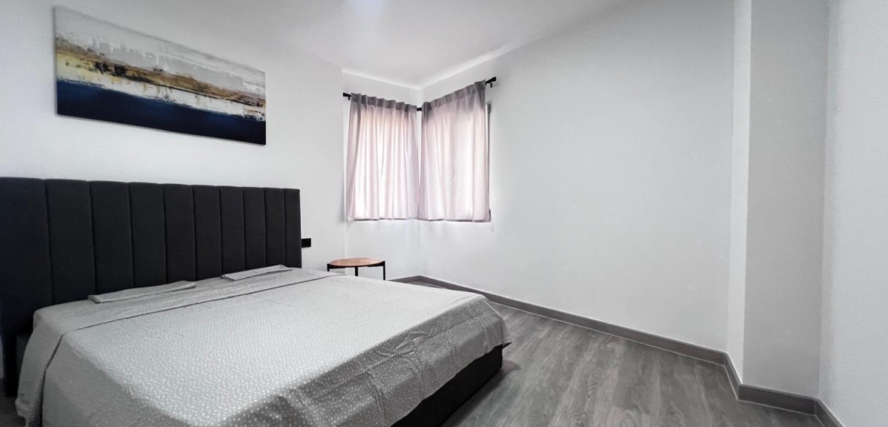 Herverkoop - Appartement / flat -
Torrevieja - torrevieja