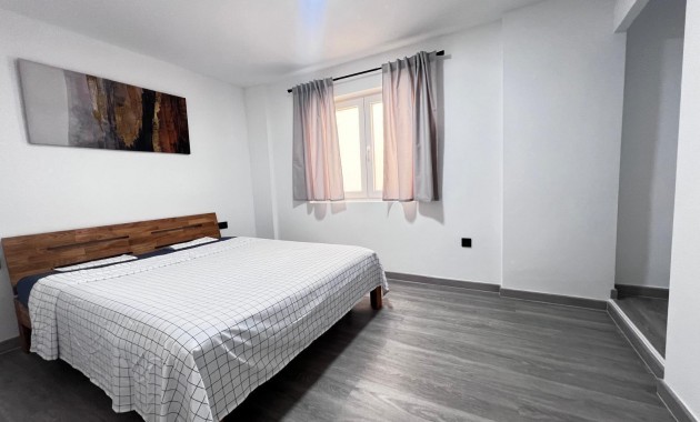 Herverkoop - Appartement / flat -
Torrevieja - torrevieja