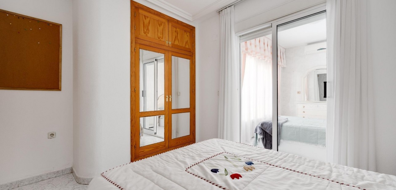 Venta - Ático -
Torrevieja - Los Frutales