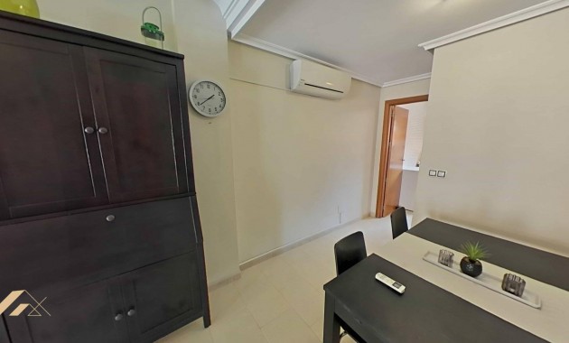 Sale - Terraced house -
Torrevieja - Estacion de autobuses