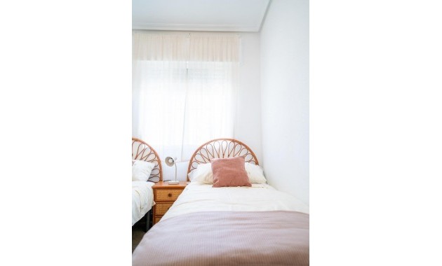 Venta - Bungalow -
Orihuela Costa - Cabo Roig