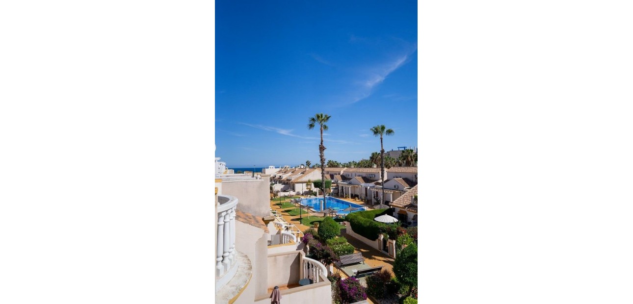 Venta - Bungalow -
Orihuela Costa - Cabo Roig