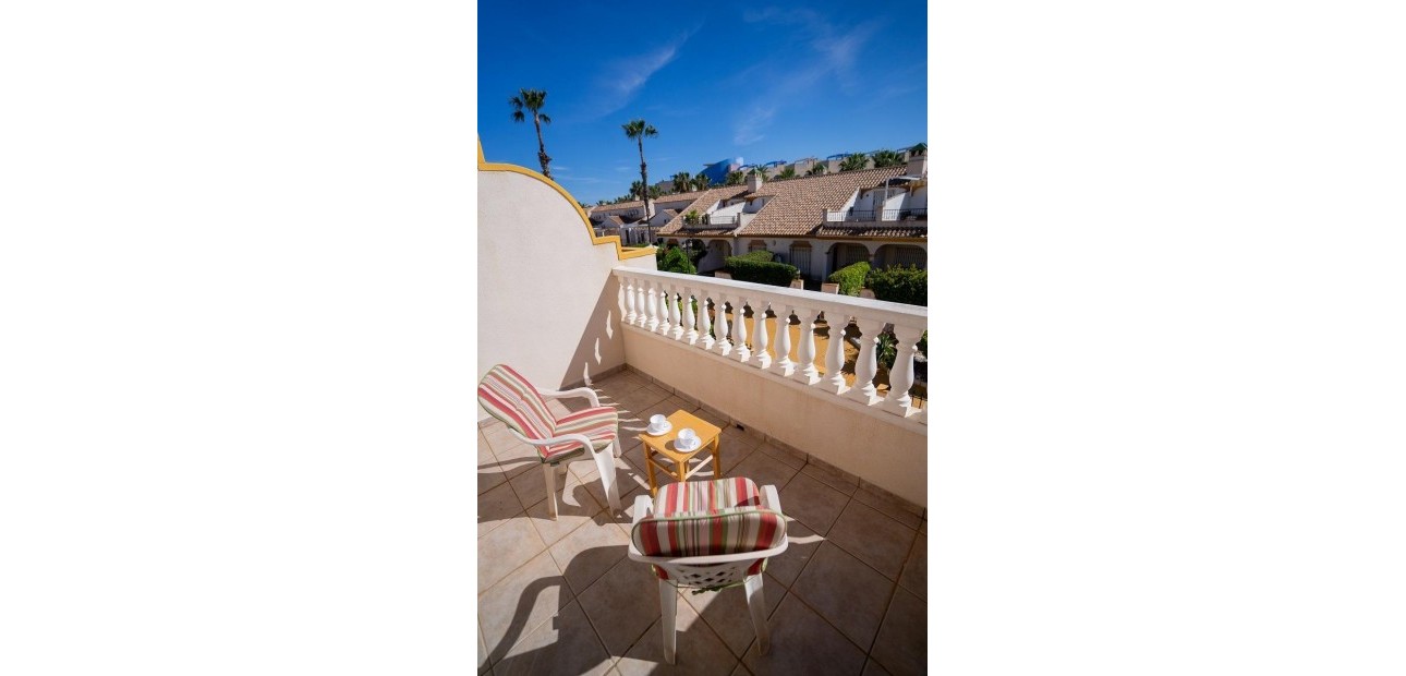 Venta - Bungalow -
Orihuela Costa - Cabo Roig