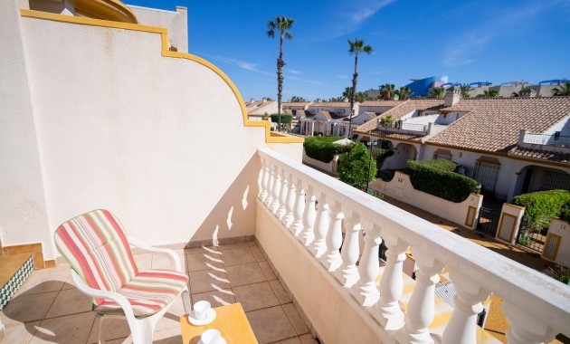 Venta - Bungalow -
Orihuela Costa - Cabo Roig