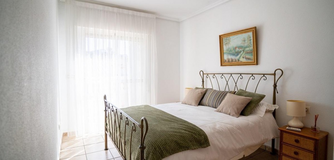 Venta - Bungalow -
Orihuela Costa - Cabo Roig