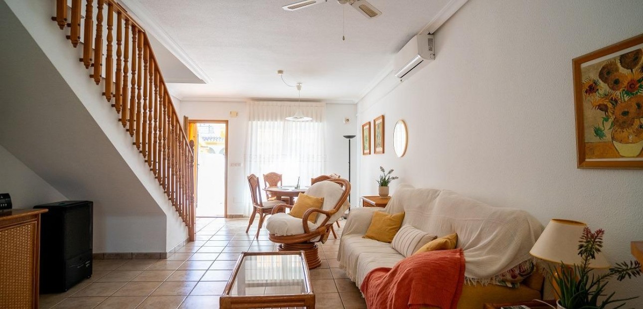 Venta - Bungalow -
Orihuela Costa - Cabo Roig