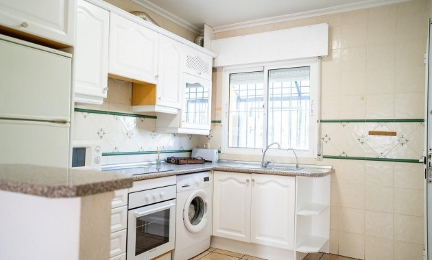 Venta - Bungalow -
Orihuela Costa - Cabo Roig