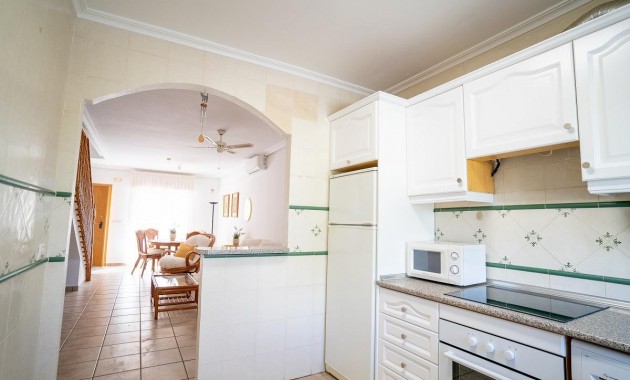 Venta - Bungalow -
Orihuela Costa - Cabo Roig