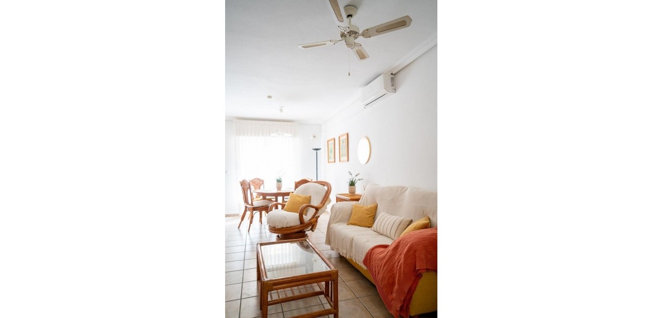 Venta - Bungalow -
Orihuela Costa - Cabo Roig