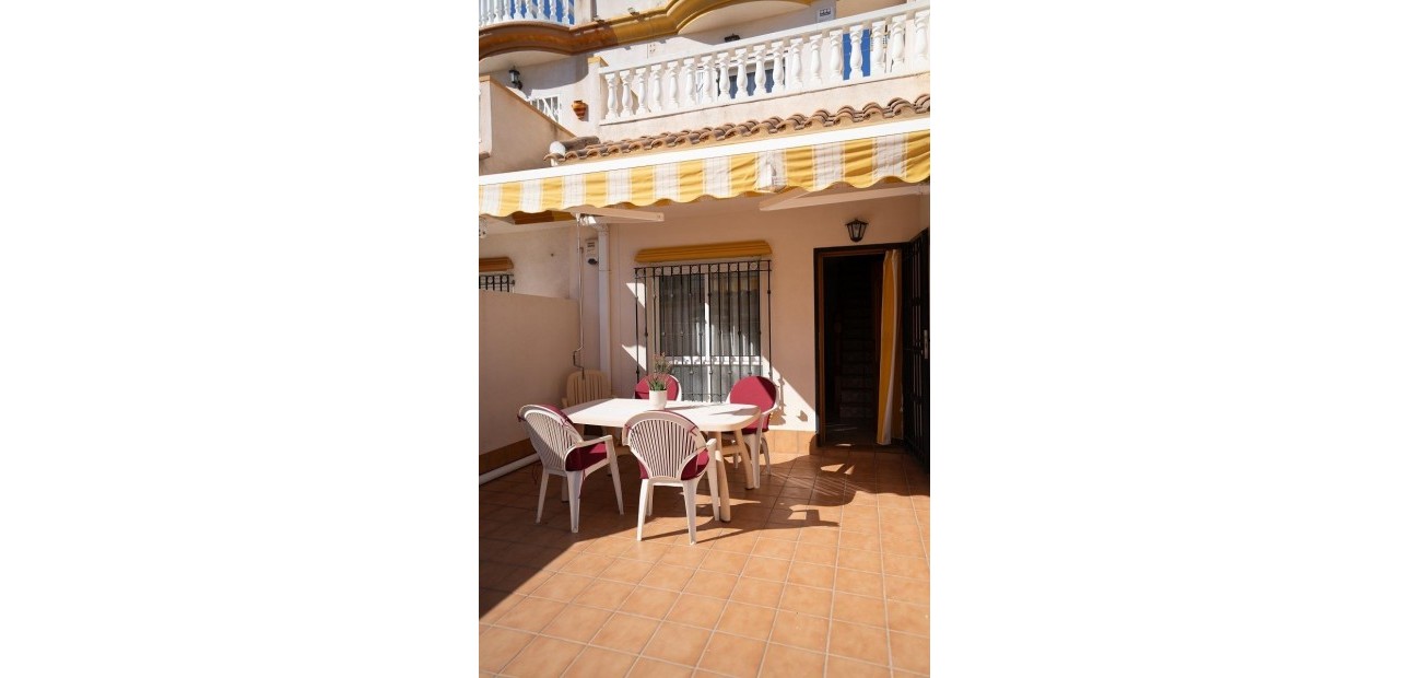 Venta - Bungalow -
Orihuela Costa - Cabo Roig