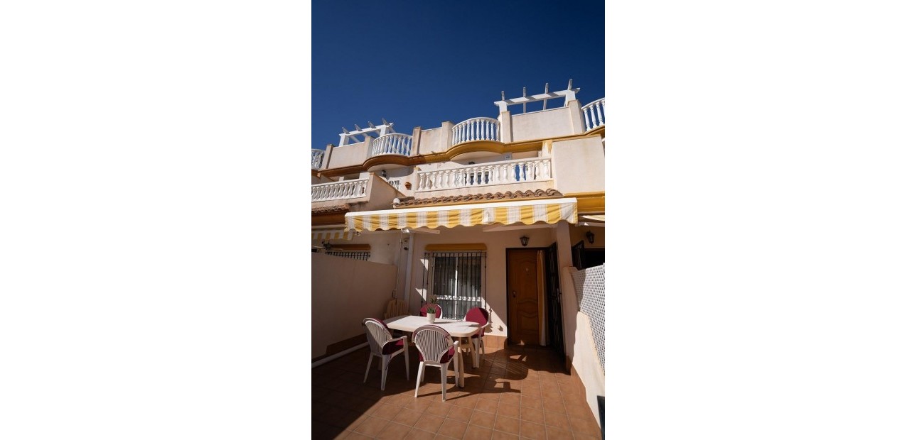 Venta - Bungalow -
Orihuela Costa - Cabo Roig