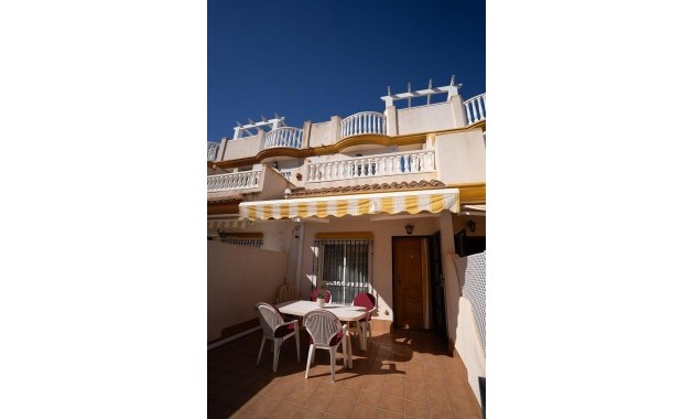 Venta - Bungalow -
Orihuela Costa - Cabo Roig