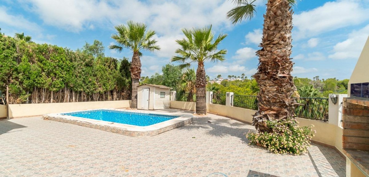 Herverkoop - Villa -
Orihuela Costa - Villamartín-Las Filipinas