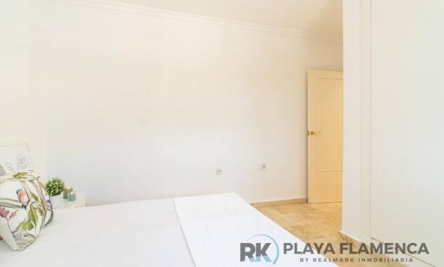 Herverkoop - Villa -
Orihuela Costa - Villamartín-Las Filipinas