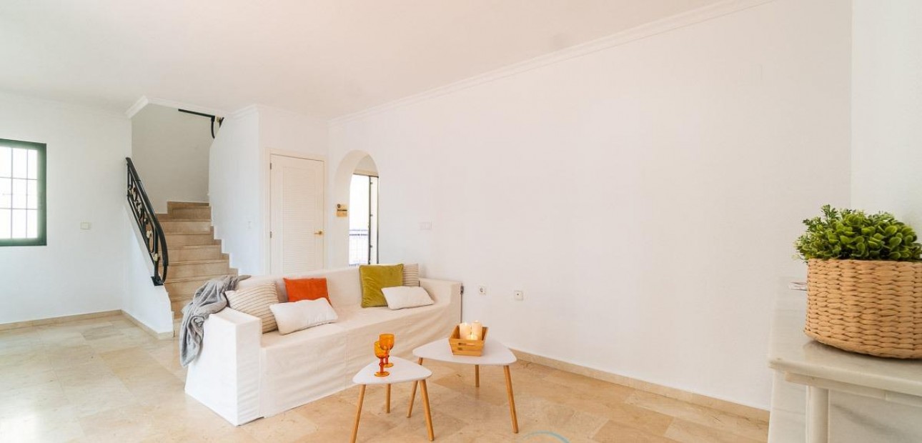 Herverkoop - Villa -
Orihuela Costa - Villamartín-Las Filipinas