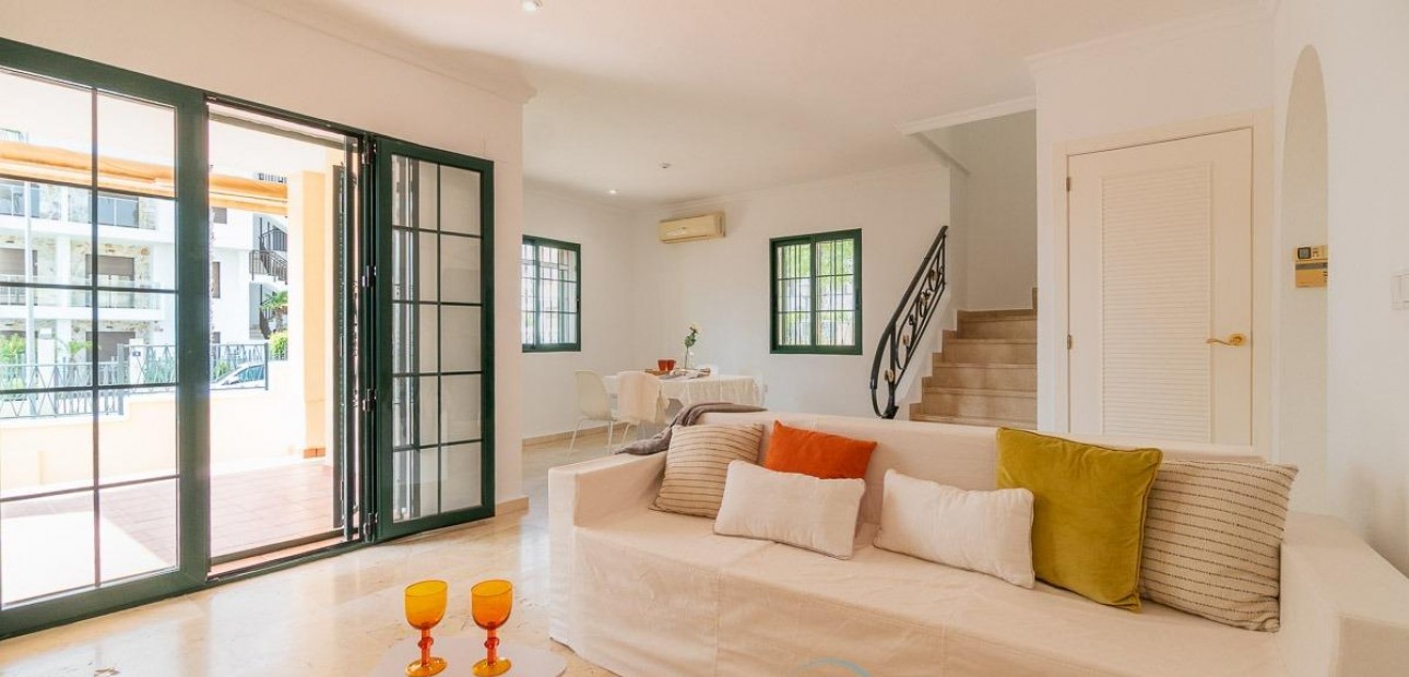 Herverkoop - Villa -
Orihuela Costa - Villamartín-Las Filipinas
