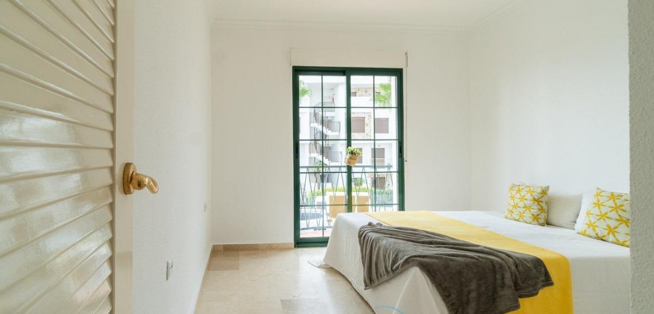 Herverkoop - Villa -
Orihuela Costa - Villamartín-Las Filipinas
