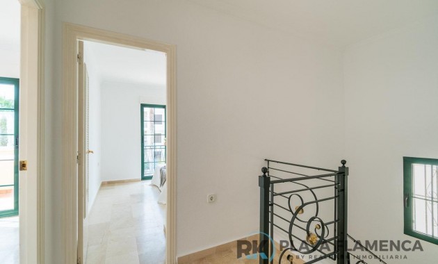 Herverkoop - Villa -
Orihuela Costa - Villamartín-Las Filipinas