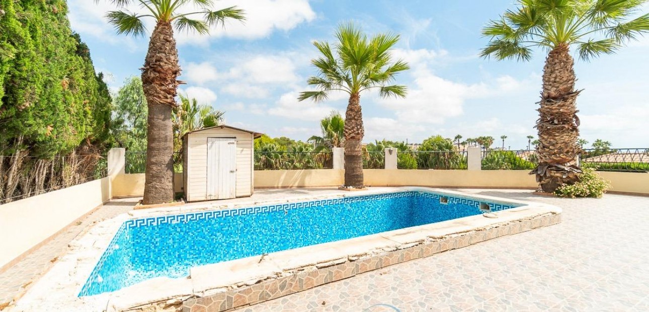Herverkoop - Villa -
Orihuela Costa - Villamartín-Las Filipinas