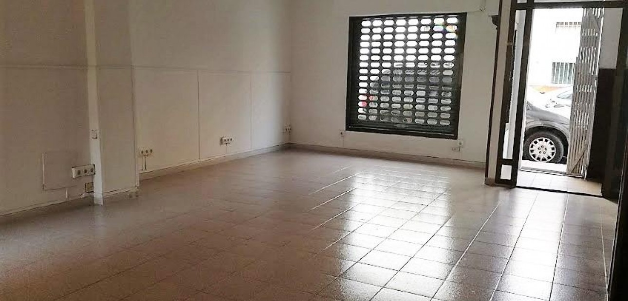 Sale - Commercial Unit -
Torrevieja - torrevieja