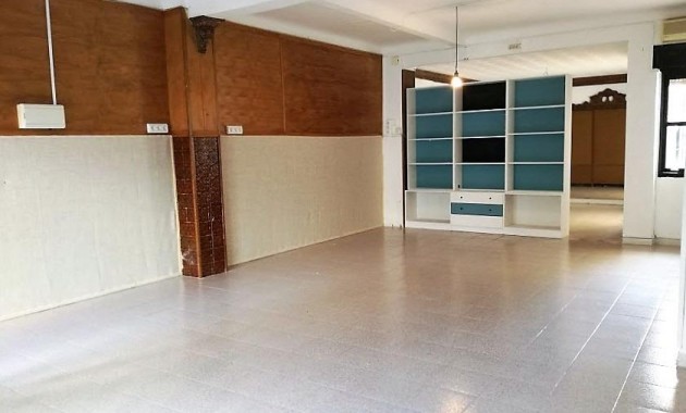 Sale - Commercial Unit -
Torrevieja - torrevieja