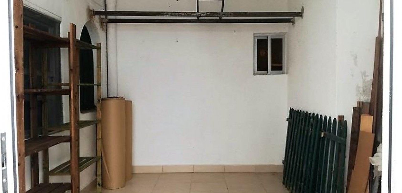 Sale - Commercial Unit -
Torrevieja - torrevieja