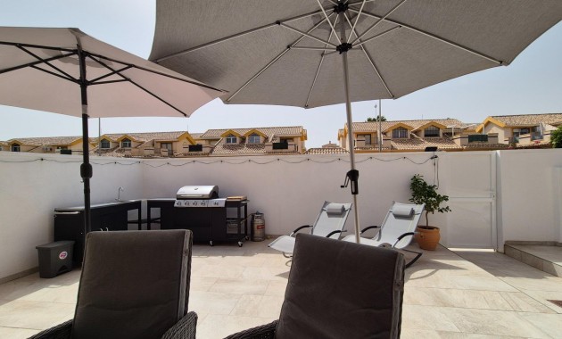 Herverkoop - Villa -
Orihuela Costa - Lomas de Cabo Roig-Los Dolses