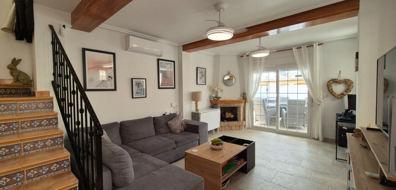 Herverkoop - Villa -
Orihuela Costa - Lomas de Cabo Roig-Los Dolses