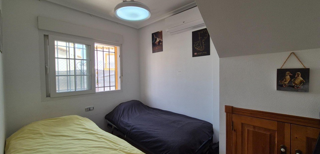 Herverkoop - Villa -
Orihuela Costa - Lomas de Cabo Roig-Los Dolses