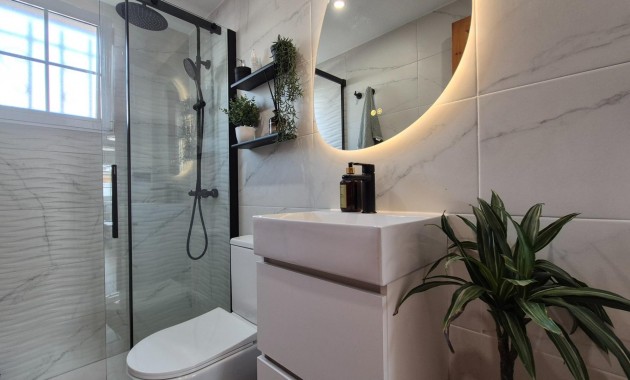 Herverkoop - Villa -
Orihuela Costa - Lomas de Cabo Roig-Los Dolses