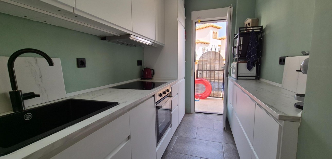 Herverkoop - Villa -
Orihuela Costa - Lomas de Cabo Roig-Los Dolses