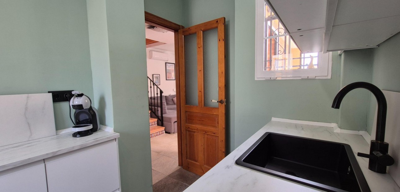 Herverkoop - Villa -
Orihuela Costa - Lomas de Cabo Roig-Los Dolses