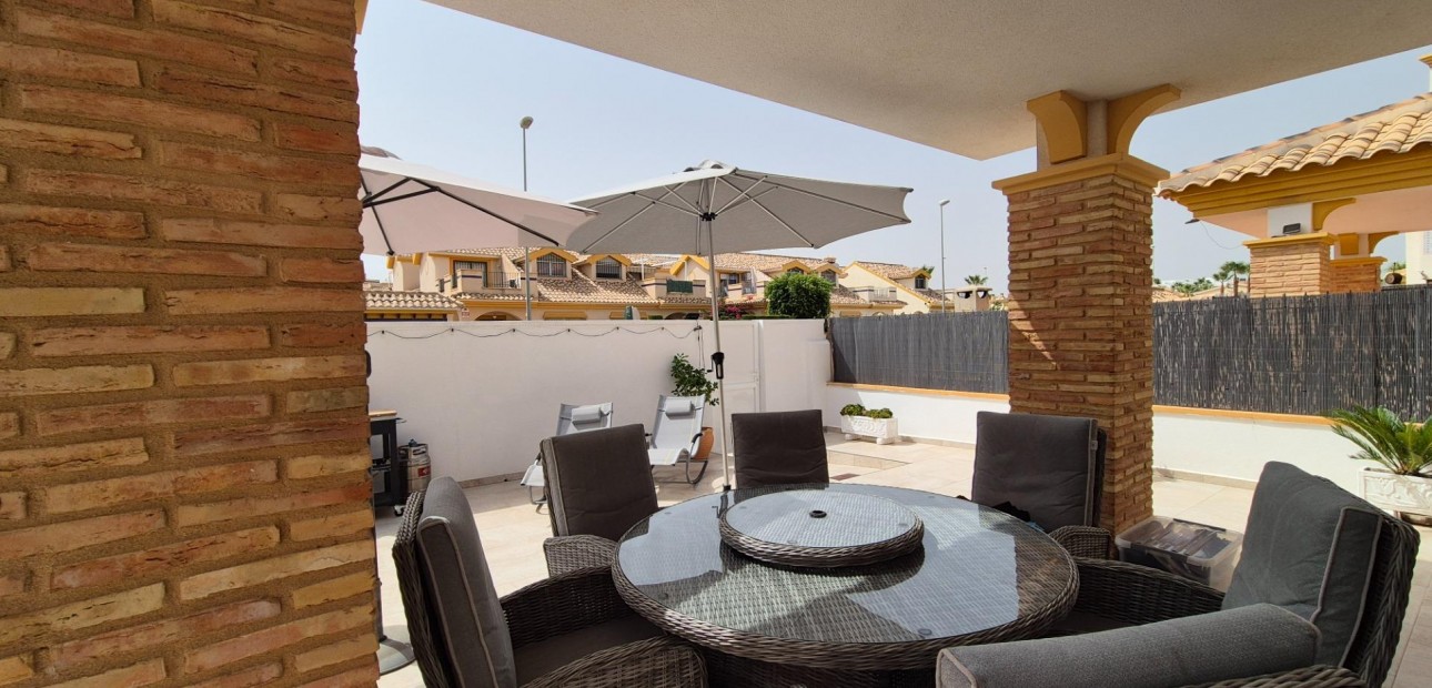 Herverkoop - Villa -
Orihuela Costa - Lomas de Cabo Roig-Los Dolses