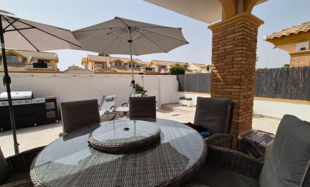 Herverkoop - Villa -
Orihuela Costa - Lomas de Cabo Roig-Los Dolses