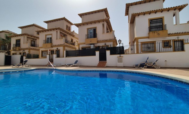 Herverkoop - Villa -
Orihuela Costa - Lomas de Cabo Roig-Los Dolses