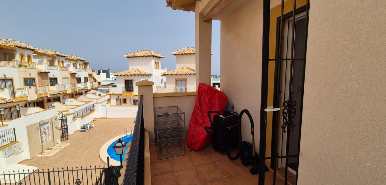 Herverkoop - Villa -
Orihuela Costa - Lomas de Cabo Roig-Los Dolses