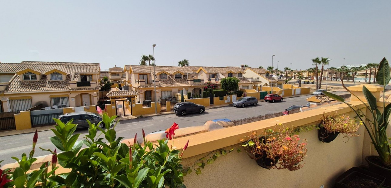 Herverkoop - Villa -
Orihuela Costa - Lomas de Cabo Roig-Los Dolses