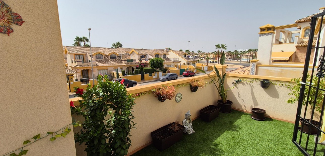 Herverkoop - Villa -
Orihuela Costa - Lomas de Cabo Roig-Los Dolses