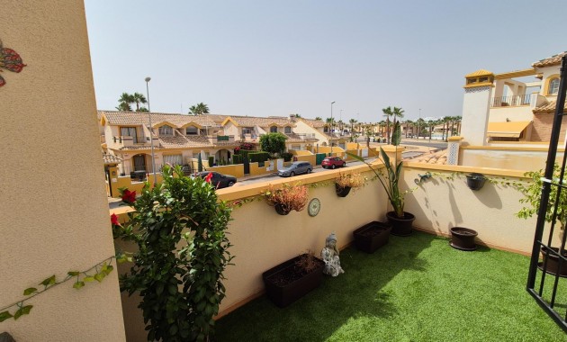 Herverkoop - Villa -
Orihuela Costa - Lomas de Cabo Roig-Los Dolses