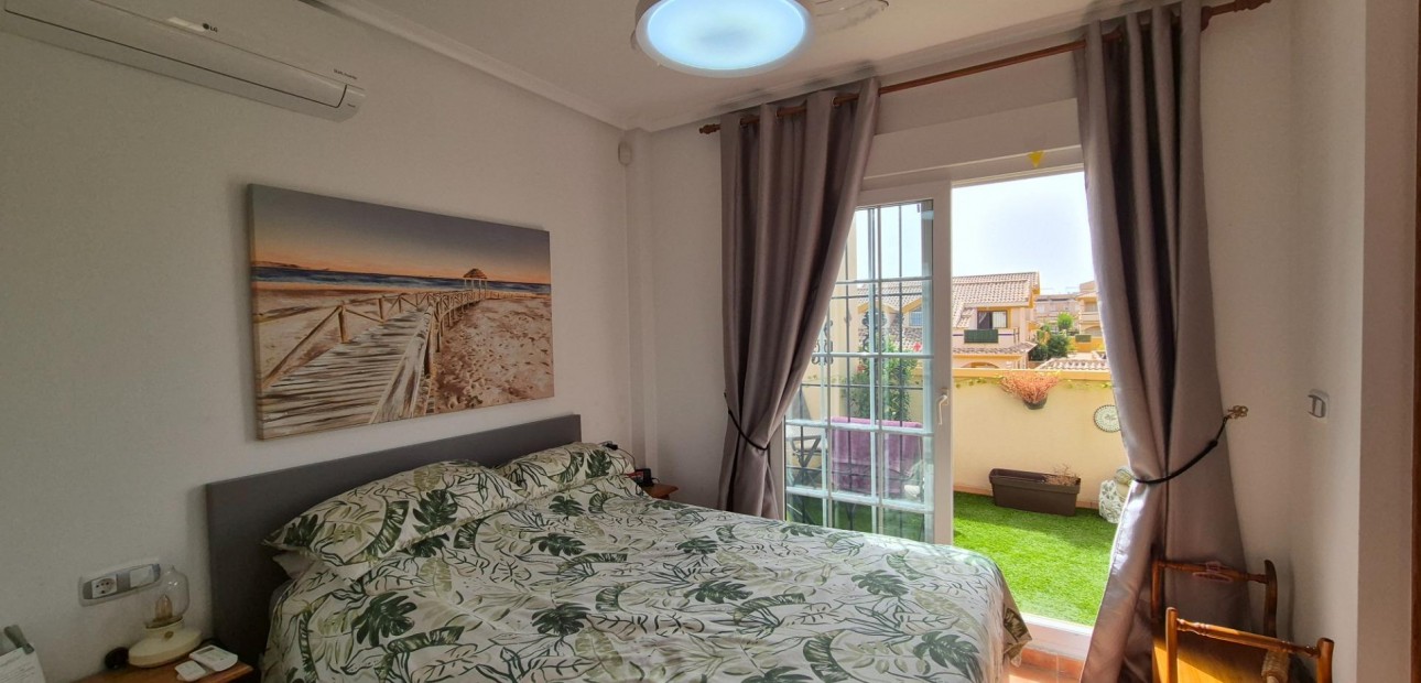 Herverkoop - Villa -
Orihuela Costa - Lomas de Cabo Roig-Los Dolses