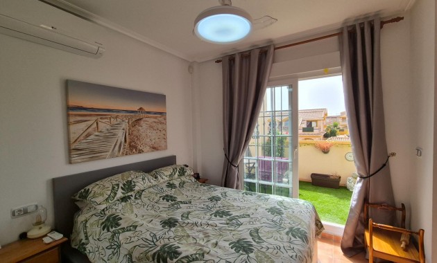 Herverkoop - Villa -
Orihuela Costa - Lomas de Cabo Roig-Los Dolses