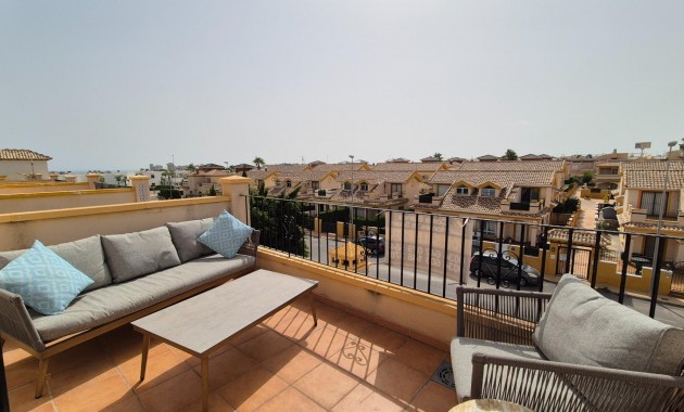 Herverkoop - Villa -
Orihuela Costa - Lomas de Cabo Roig-Los Dolses