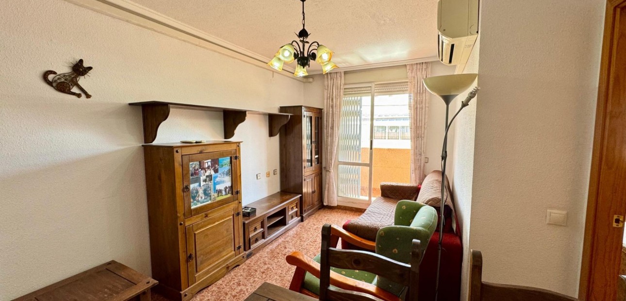 Sale - Penthouse -
Torrevieja - Centro