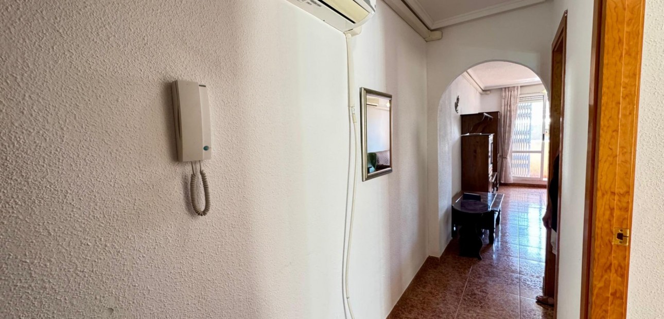 Sale - Penthouse -
Torrevieja - Centro