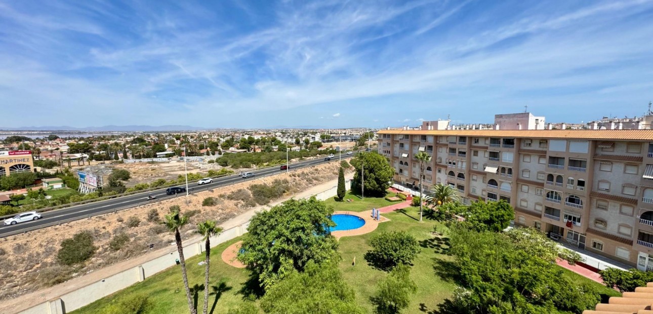 Sale - Penthouse -
Torrevieja - Centro